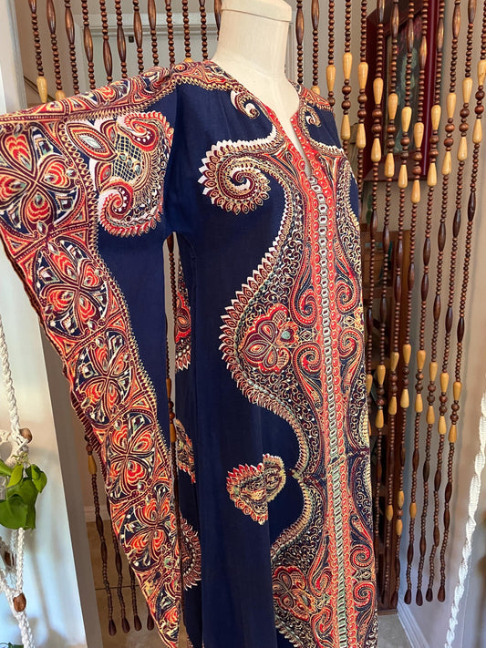 1970s Vintage Cotton Dashiki Maxi Dress: Boho Kaftan, Size 4-8