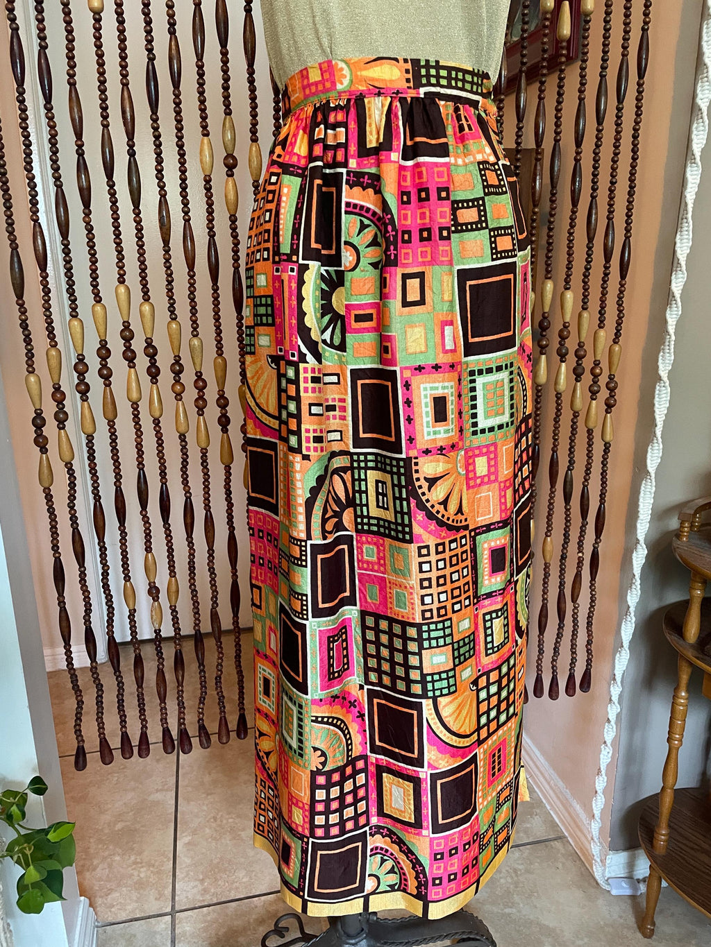 1970s Psychedelic Print Maxi Skirt: Vintage Groovy Barkcloth