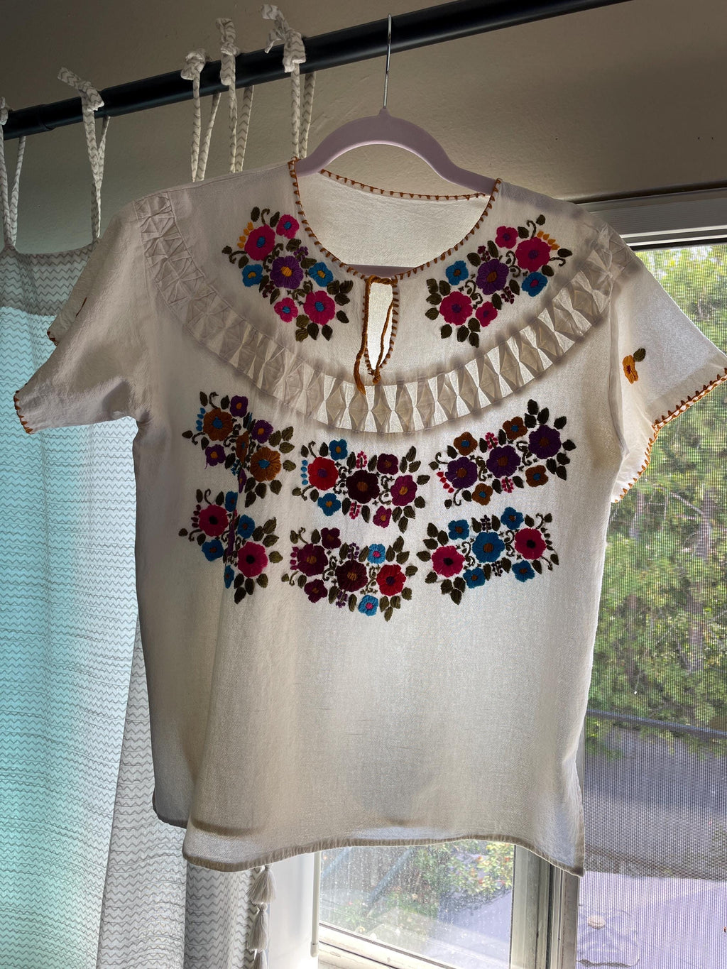 70s Embroidered Cotton Peasant Blouse: Boho Hippie Tunic, Size 8-10