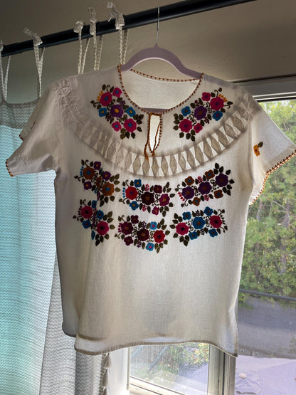 70s Embroidered Cotton Peasant Blouse: Boho Hippie Tunic, Size 8-10